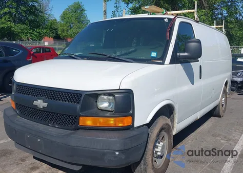 2008 Chevrolet Express Work Van из США, поврежденный, VIN 1GCGG25C581213170